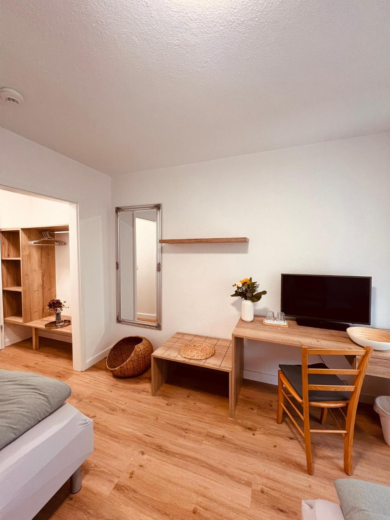 Business Hotel Riverside Duggingen ภายนอก รูปภาพ