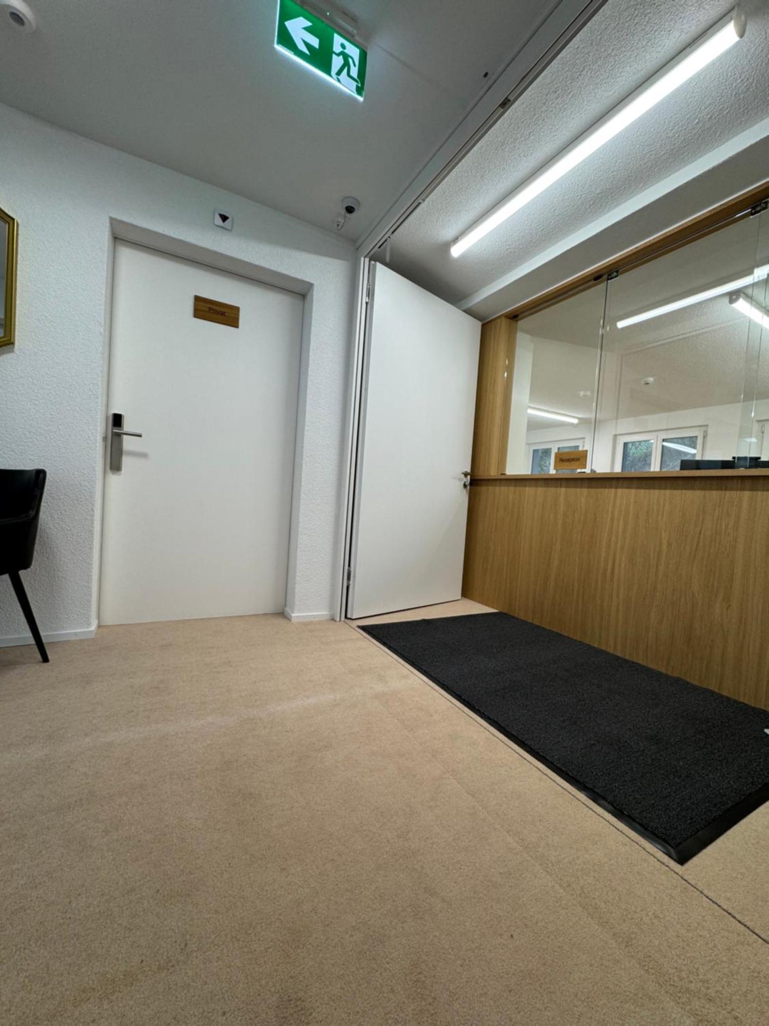 Business Hotel Riverside Duggingen ภายนอก รูปภาพ