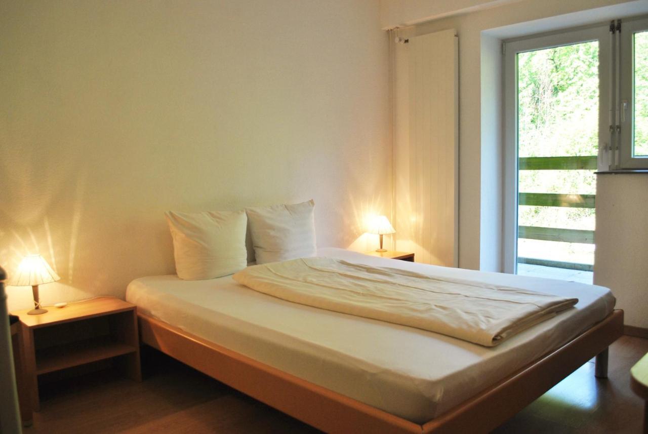 Business Hotel Riverside Duggingen ภายนอก รูปภาพ